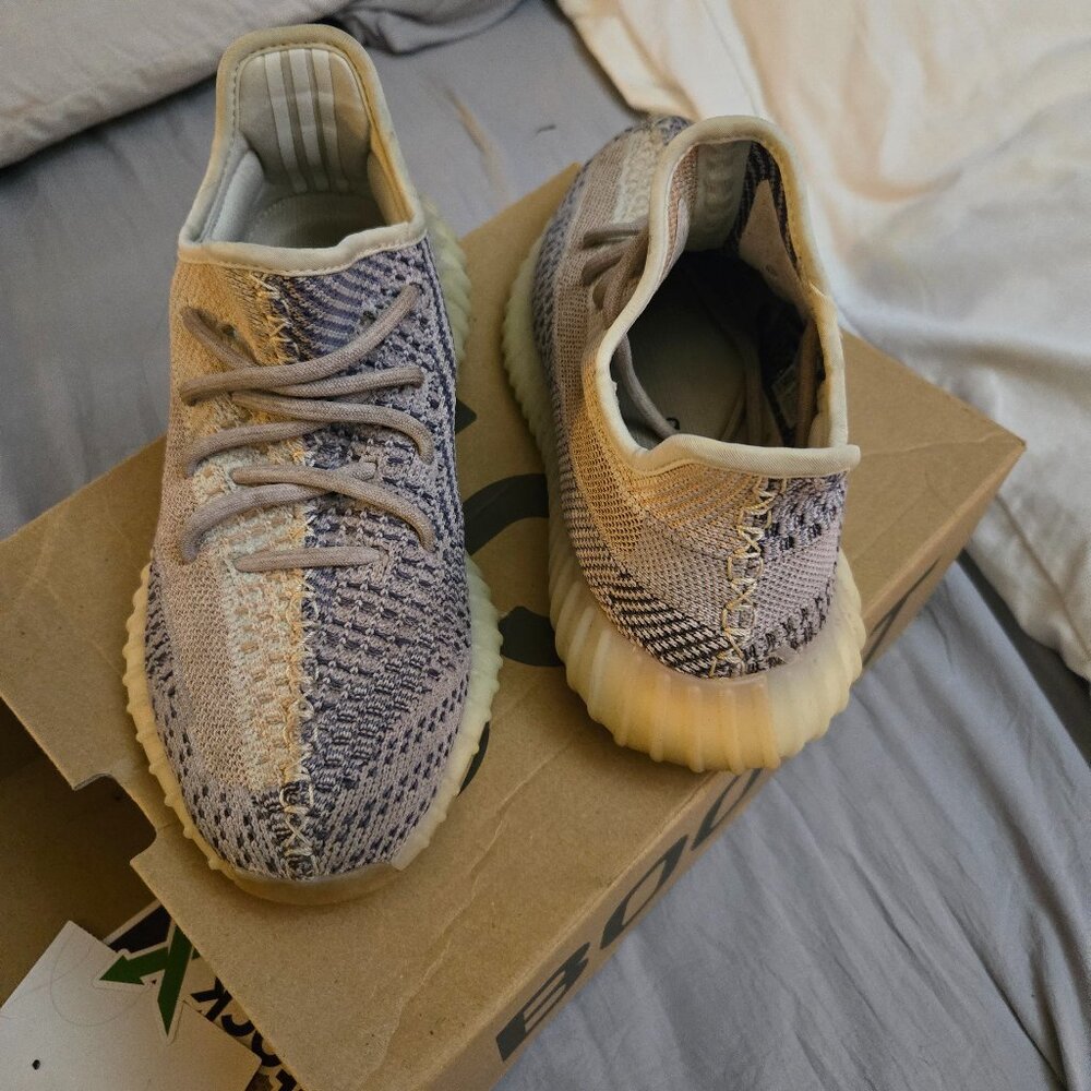 Yeezy Boost 350s